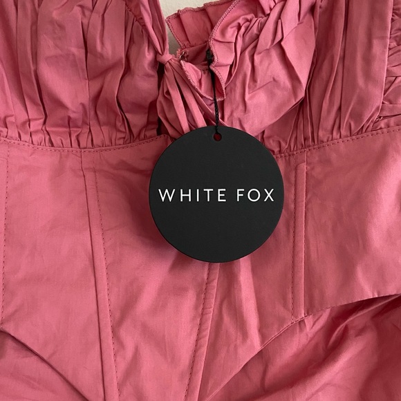 HOST PICK 🎉NWT White Fox Boutique Not Too Far Coral Mini Dress - Picture 10 of 12